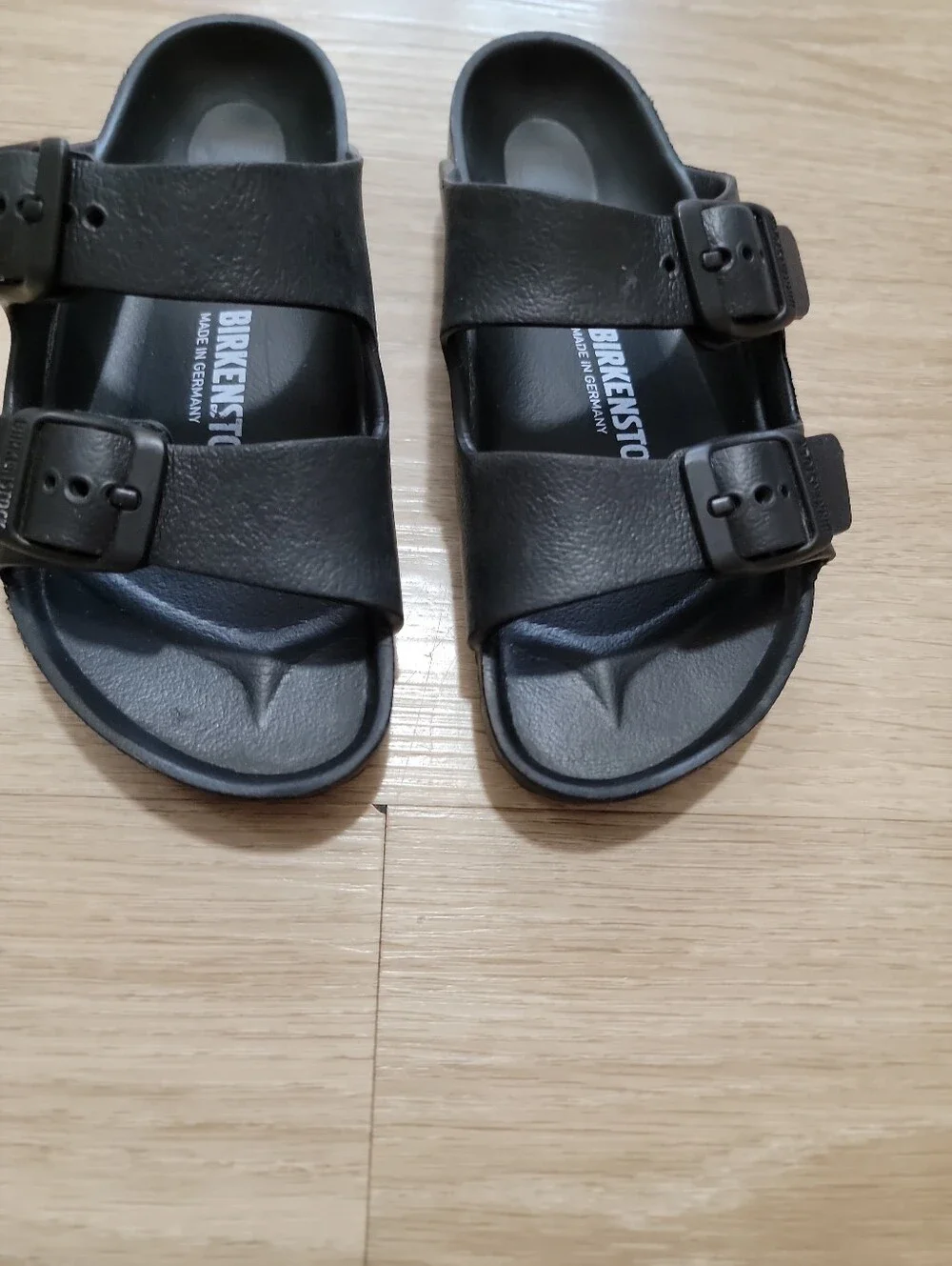 Birkenstock Kids Black Two-Strap EVA Sandals Sz 29 Worn Once US 11